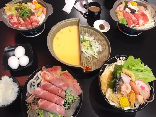 【美食】桃園中壢─天香皇品(中壢店)─火鍋─火烤兩吃!!!─風味鍋