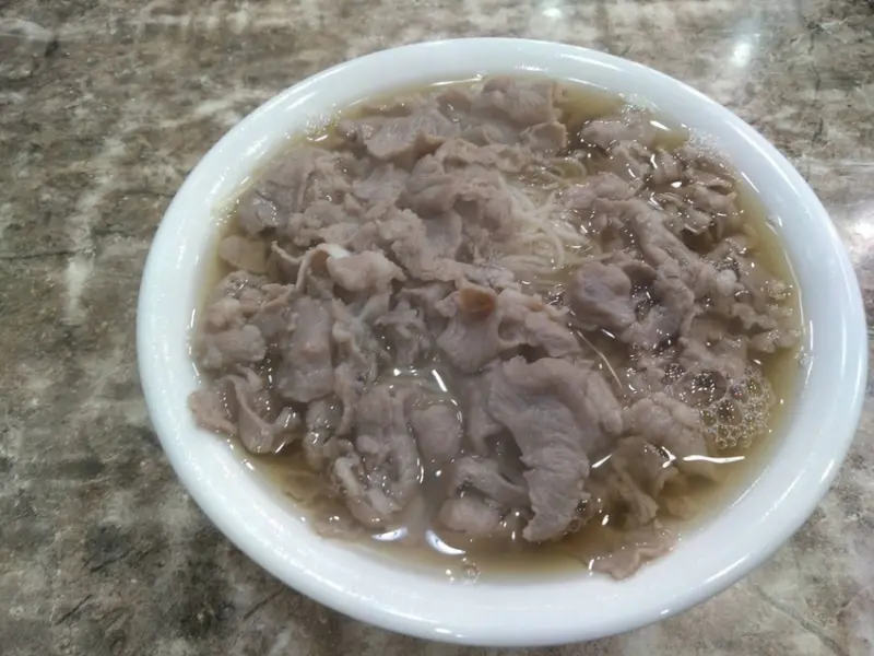 [食評]羊角 火雞肉飯~臨江街夜市當歸羊肉麵線