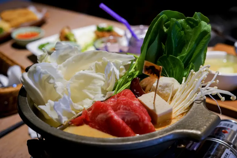 長鼻子泰式咖哩.南洋火鍋X魔王 新北板橋 一個人也可以享受的泰國料理 泰式波霸珍珠鮮奶茶 叻沙鍋物 板橋南洋火鍋推薦 捷運新埔站 內文有店家資訊