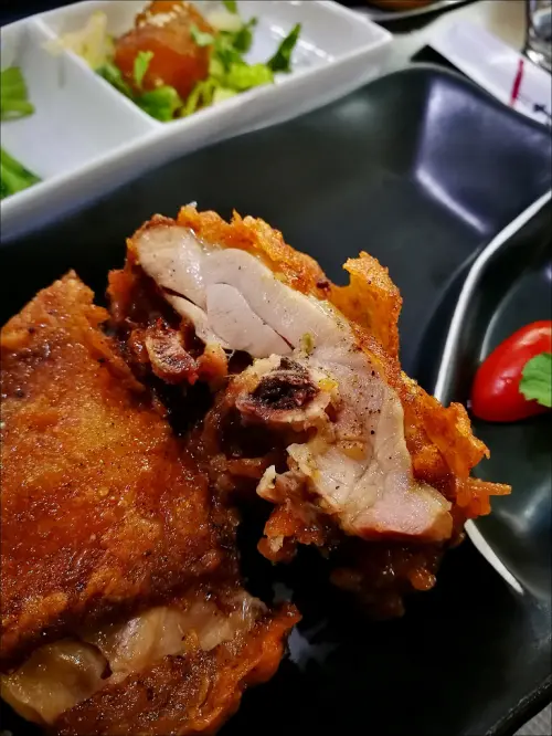 [台中] 沁采生活美食館 台中老字號茶飲店 有簡餐小火鍋還有專屬停車