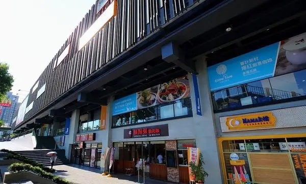 【台中餐廳推薦】JMall美食吃一波，最多人吃的品田牧場日式豬排