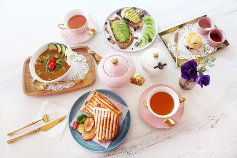 【台中北區】~古典英倫風下午茶館~漫漫拾光~以歐式裝潢配西洋古董~彷彿置身於英國！