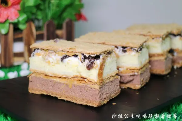 鮮食家網路線上購物/宅配/桃園大溪人氣伴手禮『大溪拿破崙派』淡水老街人氣雙寶-杏仁酥、馬卡龍