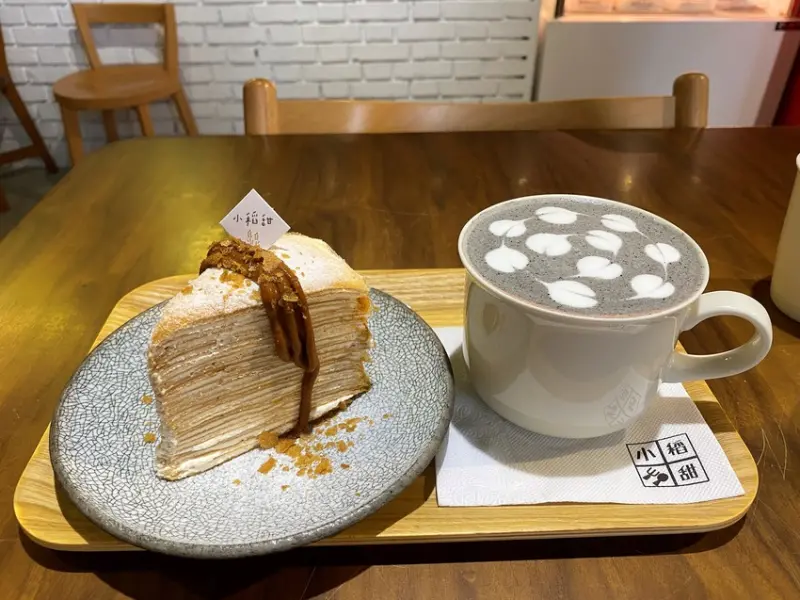 【新竹 甜點】小稻甜 Cafe 雨間相遇的朦朧美，輕工業風的小調跟食物的風格很相襯