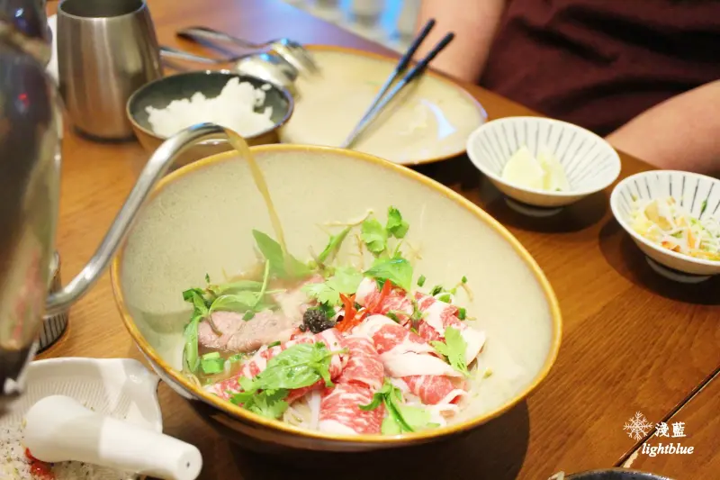 [ 忠孝復興站美食 ] 淺藍 × 沐越 Mu Viet 越式料理～王品旗下高級越南餐廳，美味值得一試