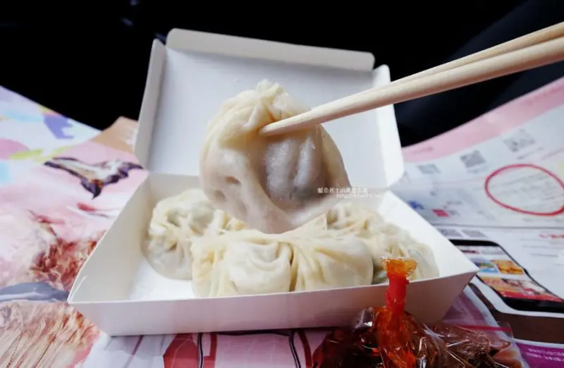 台中烏日│宮小籠湯包-烏日車站商圈現包現蒸的巷口美味早餐湯包 - 藍色起士的美食主義