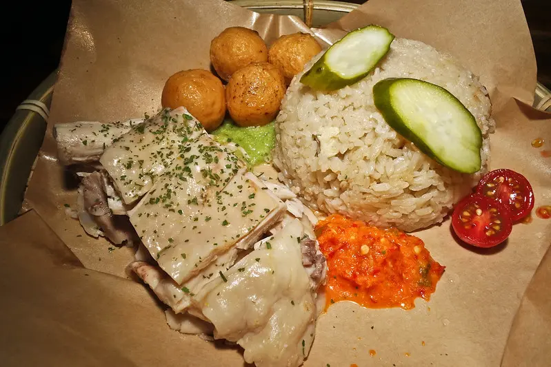 艾叻沙西門町創始店,西門町六號出口旁的美味海南雞飯