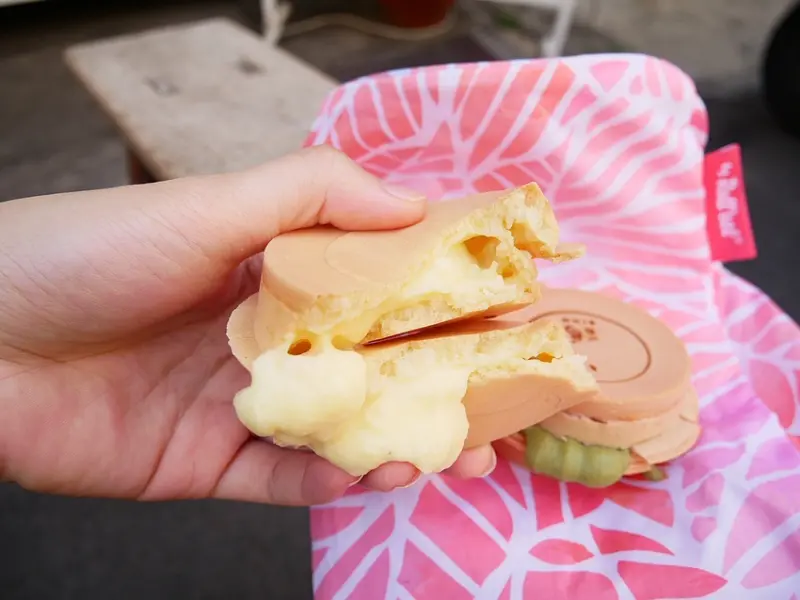 新竹人氣人氣紅豆餅，內餡豐富每天還有隱藏版口味-小鵲sing紅豆餅