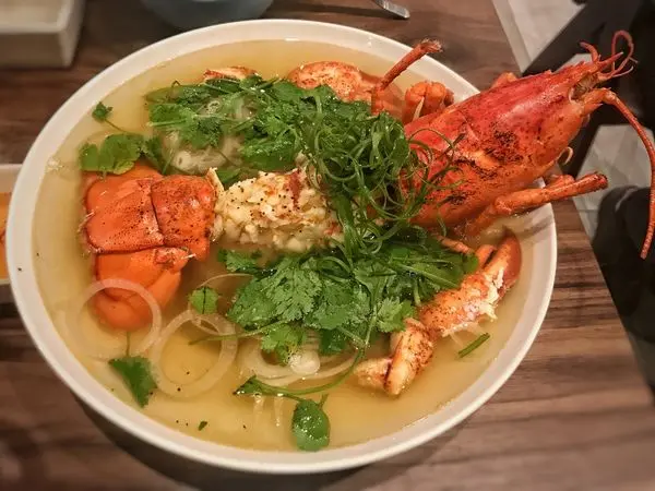 【台北。大安區】 District One Tpe。霸氣龍蝦河粉~吃過就無法忘的鮮甜好滋味