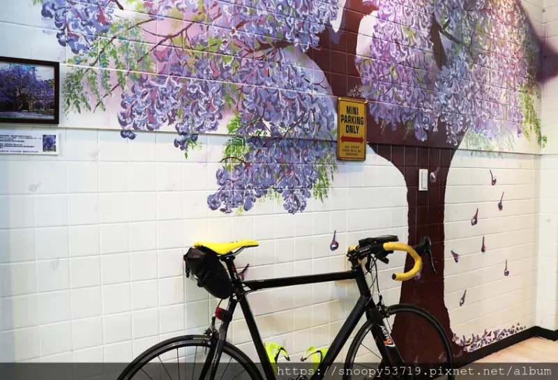 OkieDokie Cafe-澳式餐點，高水準咖啡-不能錯過的髒髒摩卡《用餐不限時-附插座》