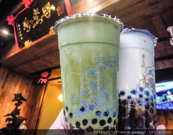 台北士林好喝黑糖珍珠鮮奶茶 珍煮丹來新竹開光復店了~是古代建築風格特色飲料店!還有宇治抹茶珍珠 泰泰珍珠鮮奶茶 黑糖檸檬 美食節目推薦(附菜單)...