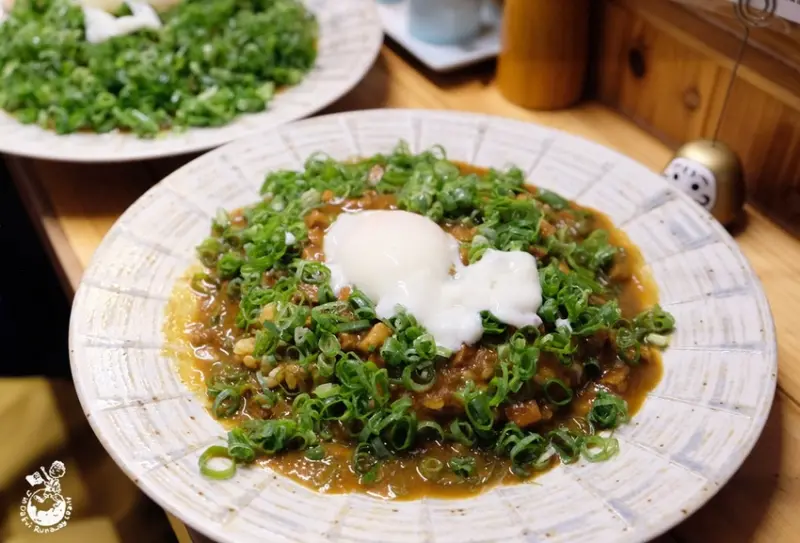 高雄拉麵︳吉胤家-不只拉麵厲害，一周限定兩日的濃郁純咖哩一吃也上癮！ - 金大佛的奪門而出家網誌