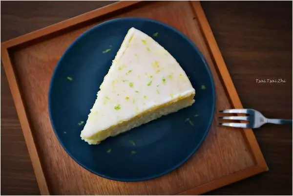 [台北松山]O.L.O CAFÉ(台北東旅飯店1樓)|舒食．咖啡．下午茶|質感工業風咖啡廳，不限時免服務費，提供免費wifi和插座(近捷運南京三民站)