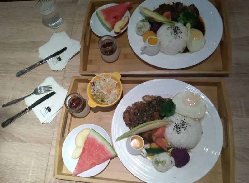 [食評]【松山線南京三民捷運站附近】松山南京三民咖啡廳推薦!O.L.O CAFÉ 早午餐