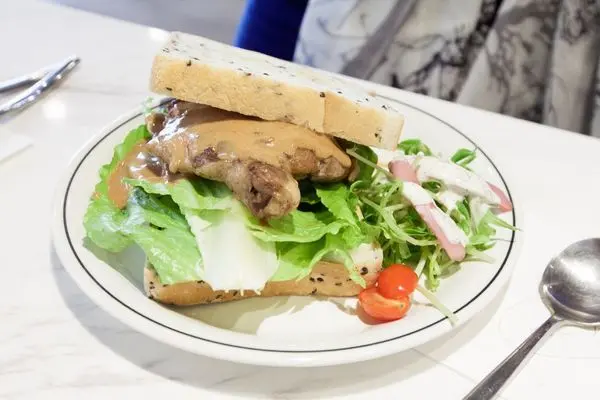 Miss V Bakery 敦北店 - 早午餐新選擇，就可惜星期日沒營業