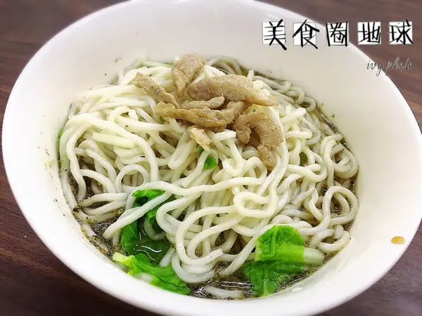 【台中西區】餛飩比水餃還大顆，麻醬用黑芝麻的上海黑豬肉麵