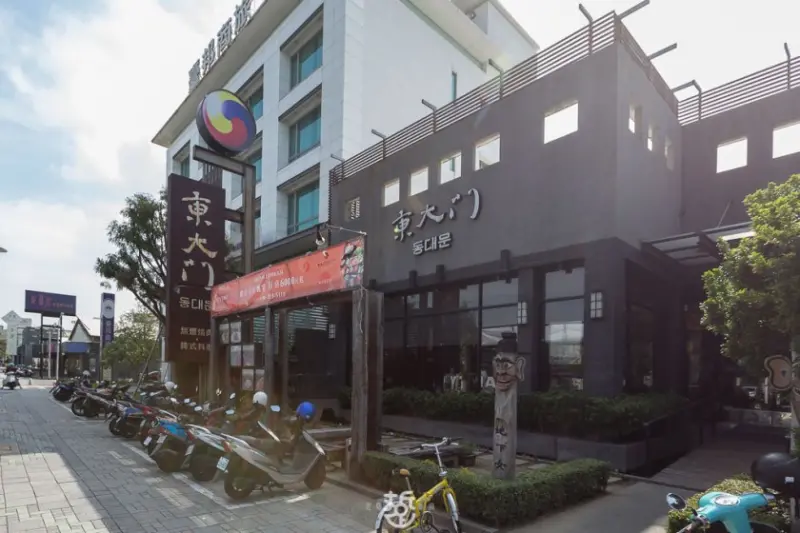 台南午晚餐-東大門韓國烤肉料理-大力棒棒四人餐 - 老莫 Say台南