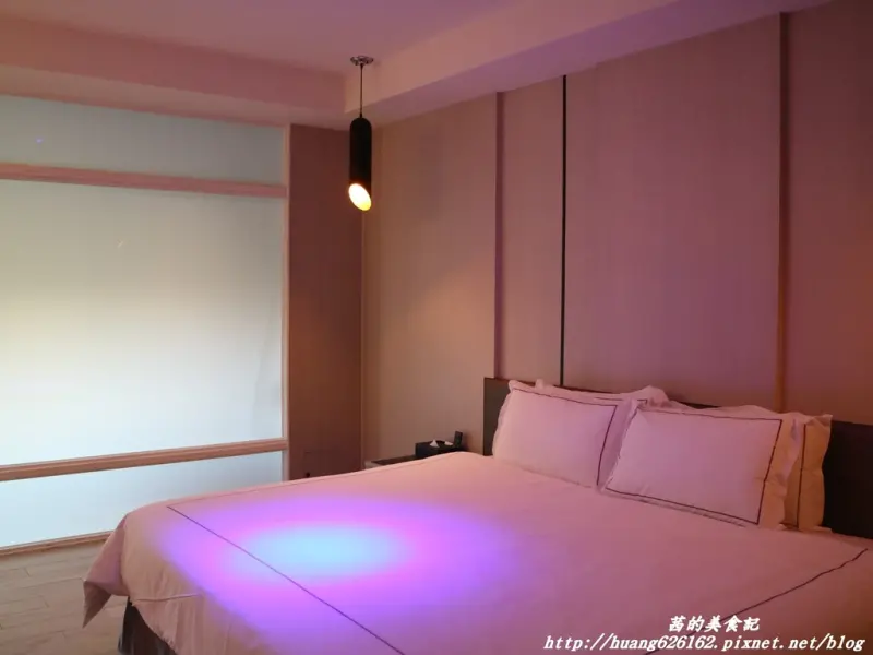 【北部泡湯】金山泡湯住宿推薦 『金山萬里-大埔硫磺溫泉商旅』金山泡湯溫泉/ 24小時mini bar/備有停車場