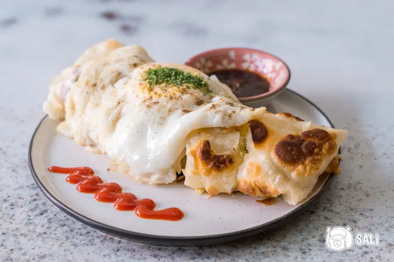 台中 馨香泡沫紅茶｜一中商圈老字號泡沫紅茶店，從早上到下午都吃得到美味早點，脆皮蛋餅推薦