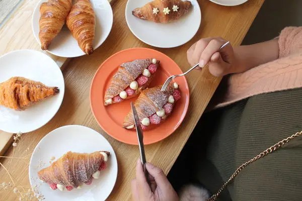 台中美食｜小島遇見他-逢甲巷弄老宅甜點屋，美味草莓季產品