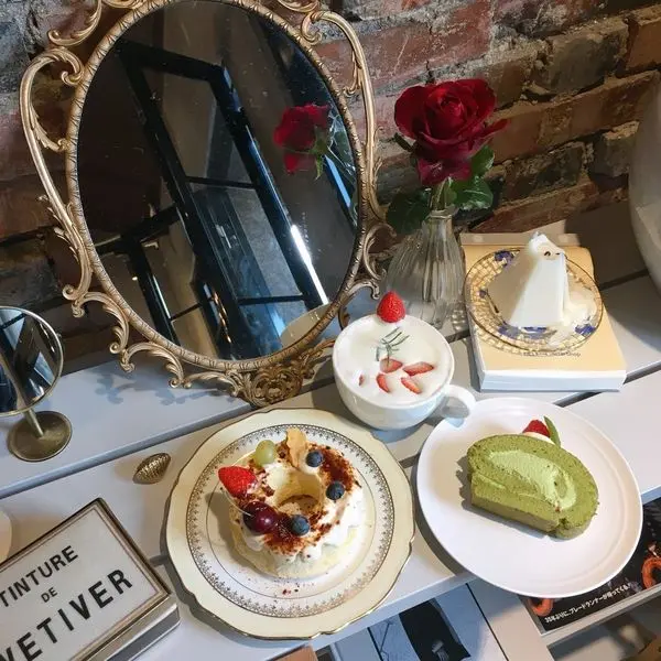 食記 台北美食 / 咖啡廳 iki__shop 精緻簡約 水果小戚風 每個角落都是驚喜 捷運中山站 ♡愛亂吃女孩日記♡