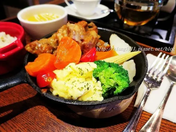 卡菲。小食光-民生四號店              