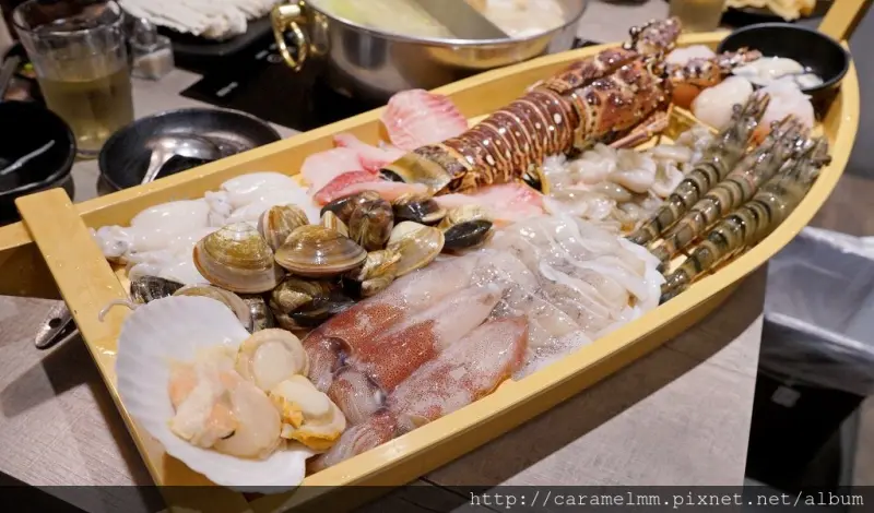 【台北南港】上官木桶鍋 南港店 超級海龍王 超彭派十一種海味鮮美呈現 讓你飽到喉嚨吃到痛風 重陽路