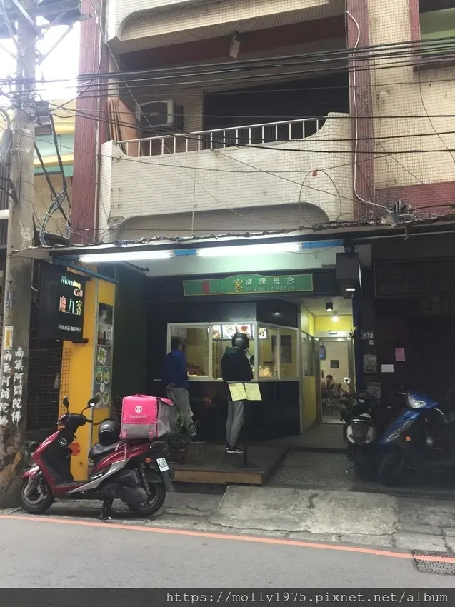 【新莊】morning call魔力客/輔大捷運/異國料理平價美食/輔大學生新歡/