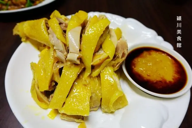 苗栗三義美食 ▶ 穎川美食館 ▶ 古老三合院裡的傳統客家料理 團圓聚餐、可單點也有合菜