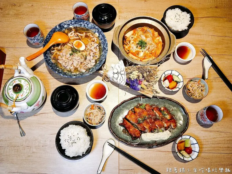 八庵和風食堂定食。黑牛搶鍋日韓味甘酸辣份量多超下飯。鰻魚飯。南蠻唐揚雞。酥炸魚塊。鹽味牛肉拉麵平實價格和風料理--踢小米食記