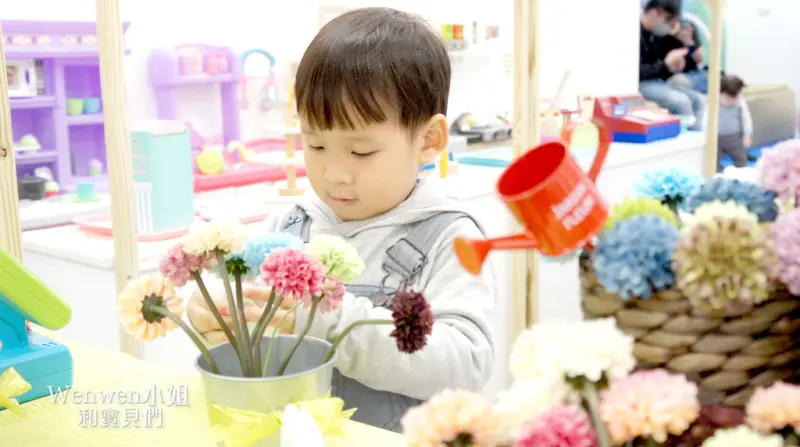 (文末贈票)❤台北東區室內親子景點推薦【孩子來fun店親子館】小孩放電,爸媽不累-交通方便的精緻室內遊戲場