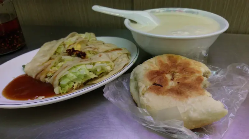 「來去吃早餐」一秒變身浦島太郎去海底龍宮吃早餐＠原味豆漿店