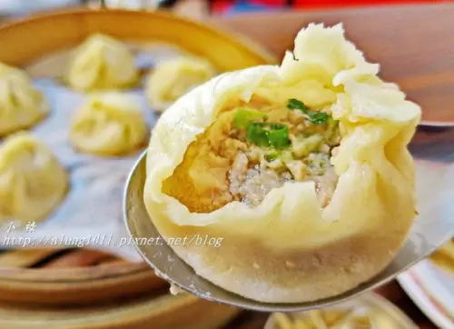 品君天津湯包 / 高雄義華店              