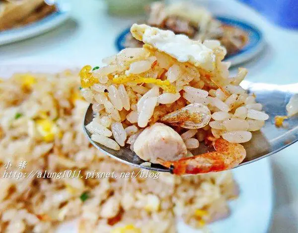 CP值超高!!!   哈瑪星 / 舊車頭食堂              