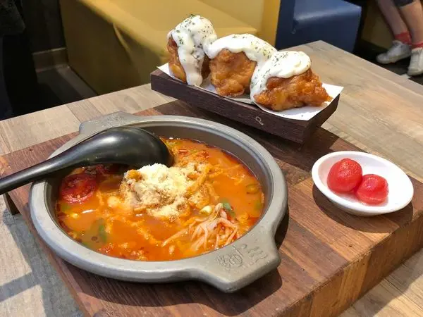 [新北永和頂溪站]麵十三/CP值超高的麵館/多口味的亞洲麵食/親子餐廳