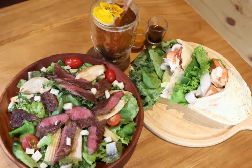 台南東區-蔬食樂初始店 沙拉輕食/飯食麵食 顛覆對蔬食的刻板印象