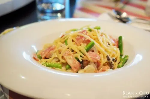 宜蘭五結鄉庭園餐廳推薦・小國生活Neverland古堡Party餐廳2.0        
      