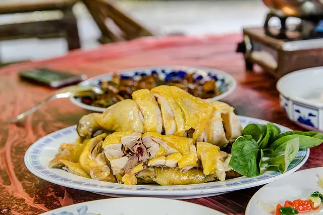 【桃園大溪美食】阮家莊雞城老大的店.藏在山裡的滋味