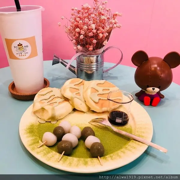 【竹北下午茶推薦】PUNG 舒芙蕾‧茶飲。少女們尖叫吧！夢幻IG打卡甜點店。日式鬆餅的柔嫩口感，讓人露出開心微笑