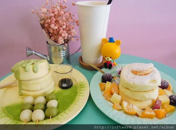 新竹竹北好吃膨膨鬆餅平價推薦 Pung 舒芙蕾‧茶飲 綜合水果 森半抹茶口味 草莓限定 日式手作的美味蛋糕甜點(附菜單價位)...