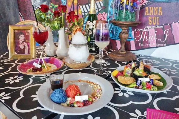 【台北美食】 Thaï.J-ATT x ANNA SUI 20th 聯名魔幻旅行寶盒套餐 限量預約