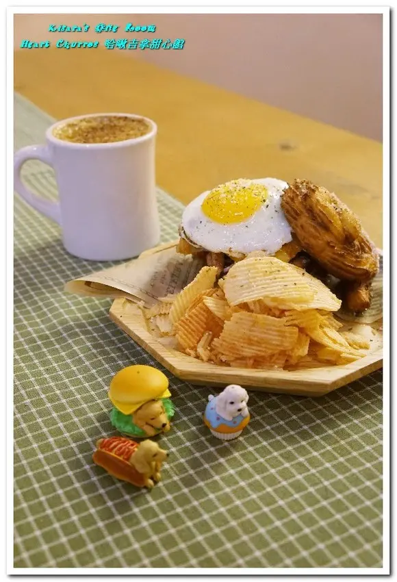 小巨蛋下午茶．吉拿棒不只是甜點，更能化身創意漢堡──哈啾吉拿甜心館        
      