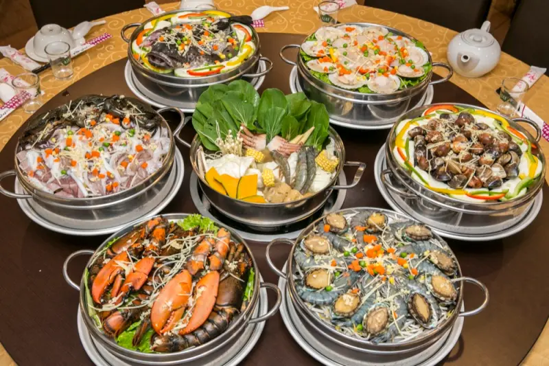 蒸食在｜嘉義餐廳推薦，超澎湃海鮮塔，美味不藏私，天然就是最好的調味料 · 算命的說我很愛吃