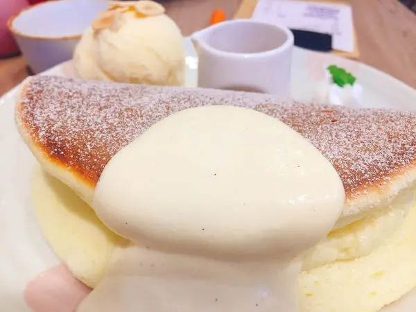 全台最好吃的鬆餅【Woosa屋莎鬆餅屋桃園】一生一定要吃一次/軟綿綿鬆餅搭配法國諾曼第奶油絕配/吃過一次就難忘的美妙滋味