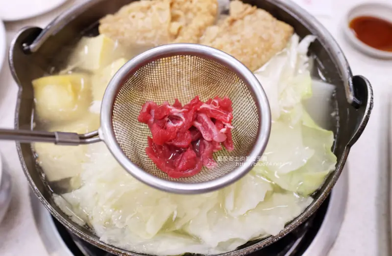 台中豐原│豐光北京涮羊肉-有全羊大餐料理.湯頭清甜.燒烤羊肉串也不賴 - 藍色起士的美食主義