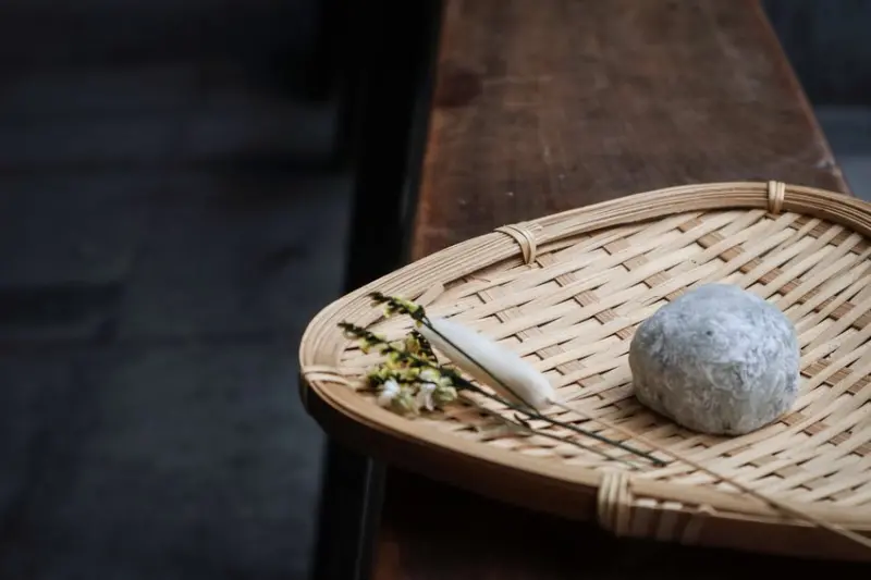 台北大同｜滋養製菓～仲夏端午的應景新提案！懷舊系艾草麻糬Q軟甜蜜（捷運大橋頭站）～