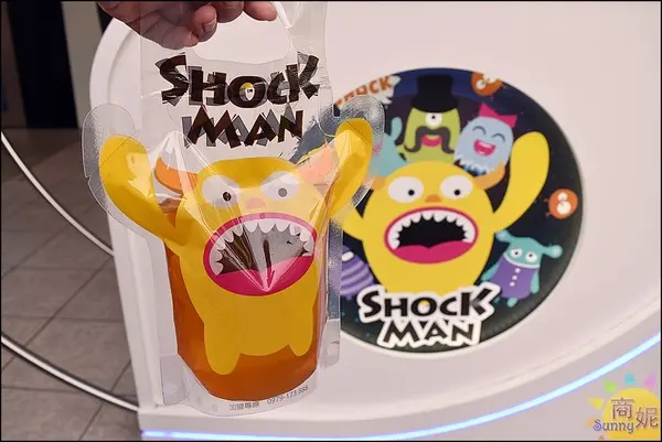 大里文創飲料。超萌怪獸手搖飲。夏克曼shockman。手工熬煮果醬加入現打氣泡飲好喝好看萌翻天IG打卡新潮流              