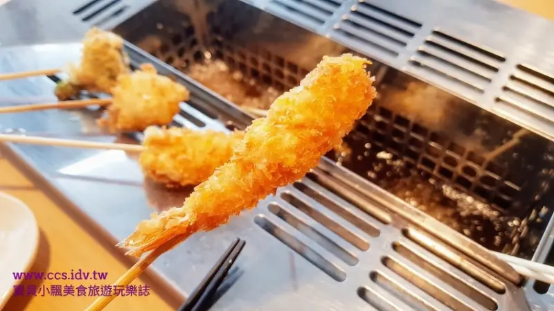 [食]台北 南港CITYLINK 自己的串，自己炸! DIY炸出美味串物  串家物語