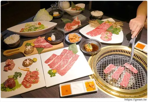 肉肉燒肉五權店 - 時尚氣派裝潢、美味燒肉新菜單，過年期間還送你狗年紅包袋唷