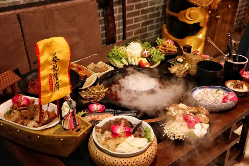 『台北中山區』台北 麻辣火鍋 蔡記隆府龍頭寺老灶火鍋｜不怕暑熱！夏天還是要吃鍋～正宗道地四川麻辣味！冷氣房下，滿足你夏天的味蕾！